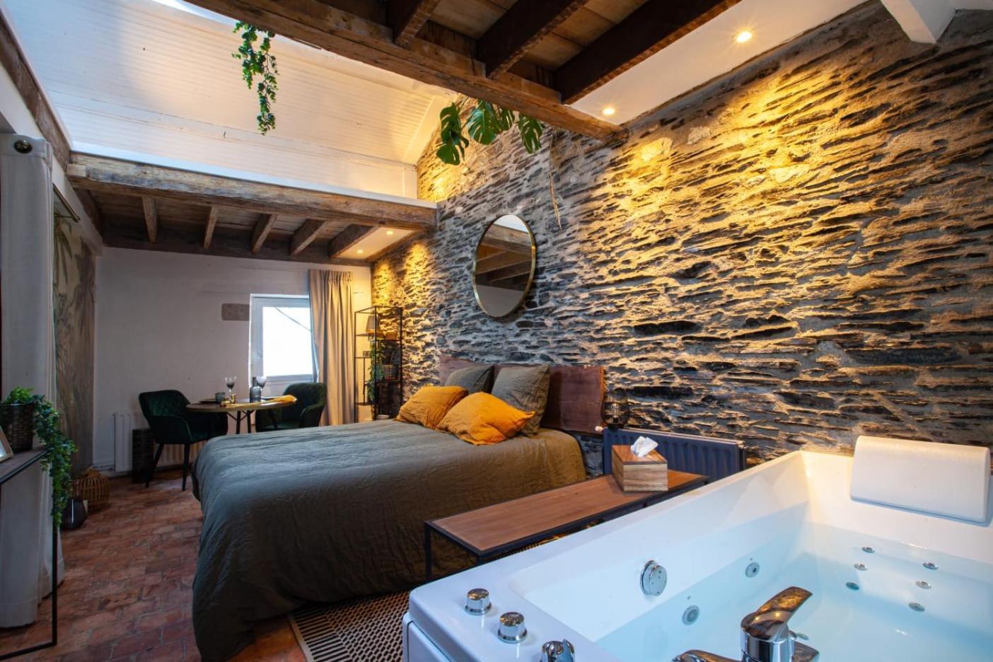 Love Room Boheme Les Petits Plaisirs Angers Dış mekan fotoğraf